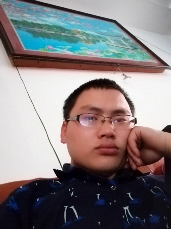 90男孩的第一张照片--屏南婚介网