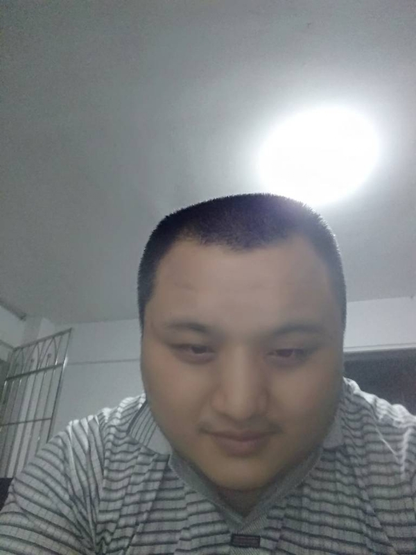 我在机场等艘船的第一张照片--屏南婚介网