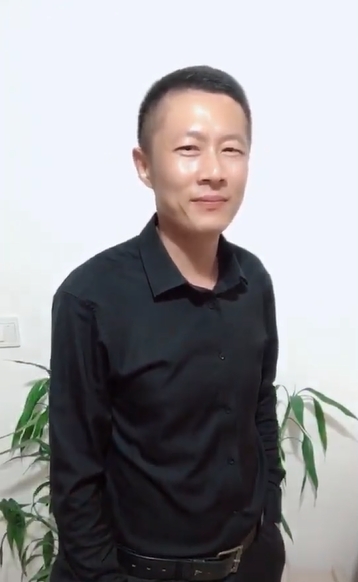 地huhi的第一张照片--屏南婚介网
