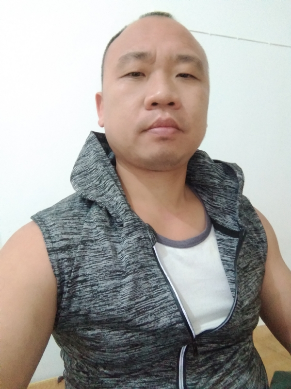 whm的第二张照片--屏南婚介网
