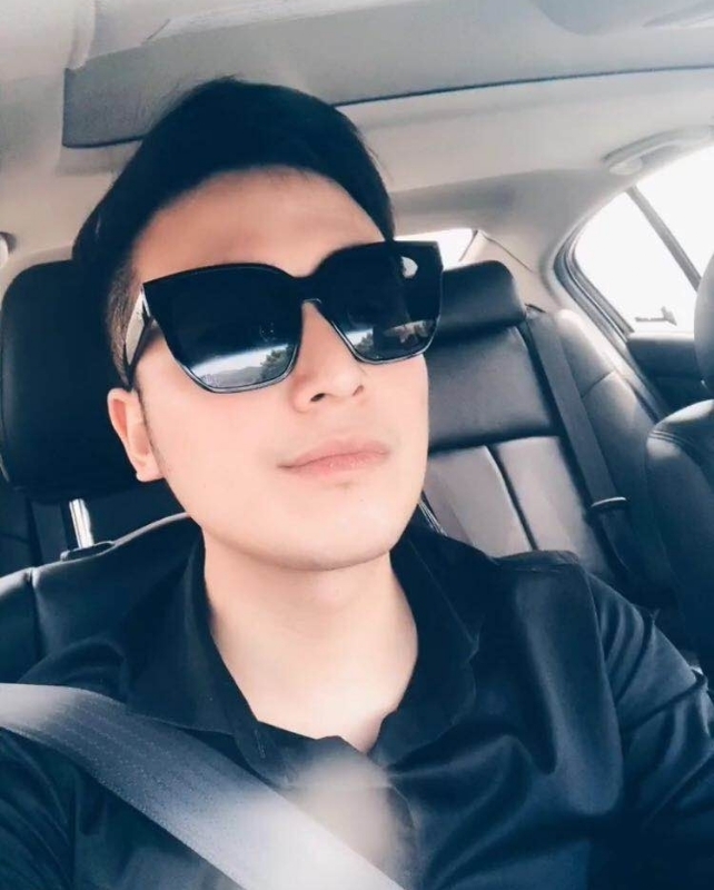 沉稳的第一张照片--屏南婚介网