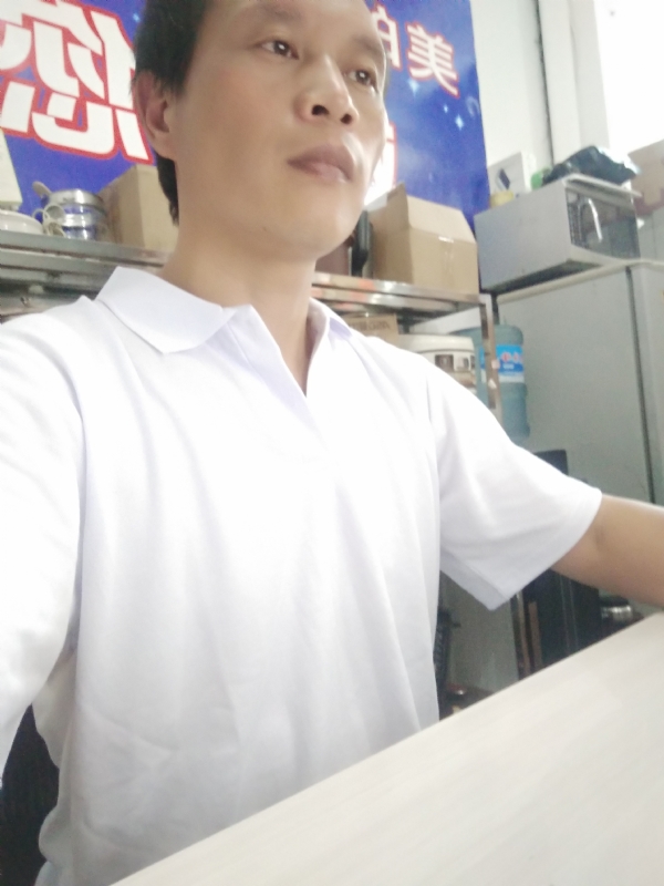 深蓝色的海的第一张照片--屏南婚介网
