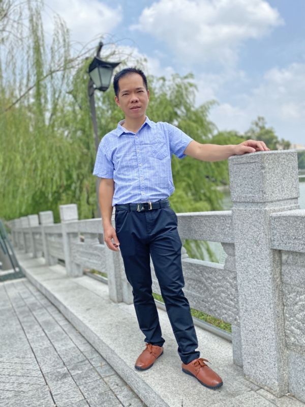 奇峰向阳的第一张照片--屏南婚介网