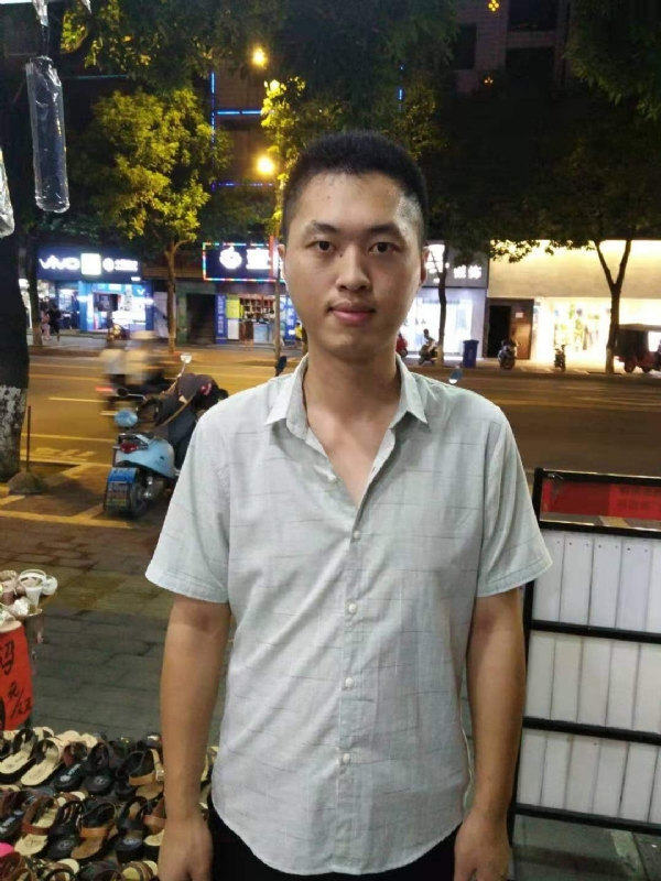 单身的雄鹰的第一张照片--屏南婚介网