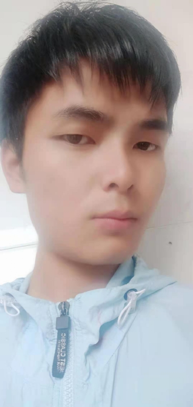 安静的男生的第一张照片--屏南婚介网