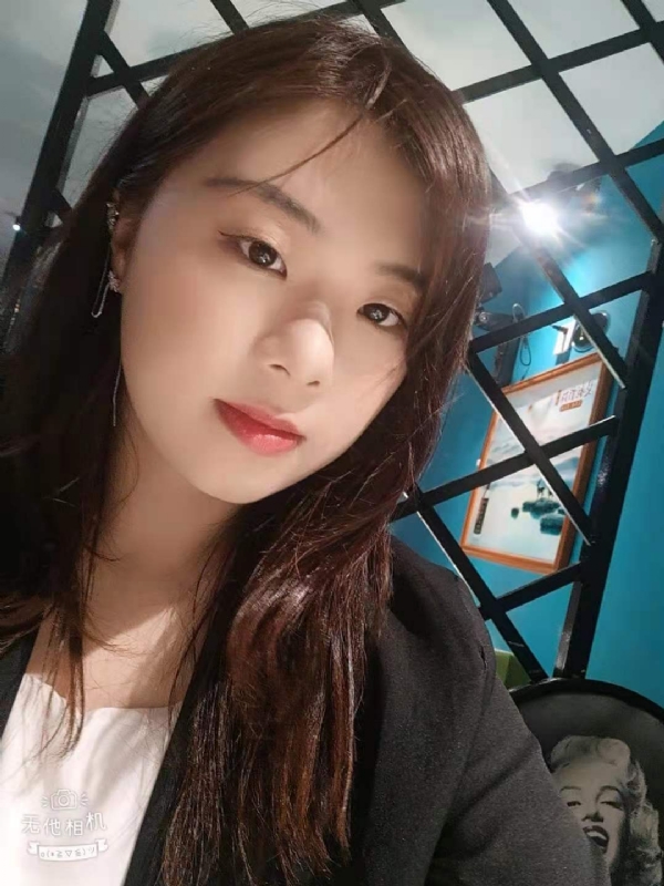 带翅膀的小猫的第一张照片--屏南婚介网