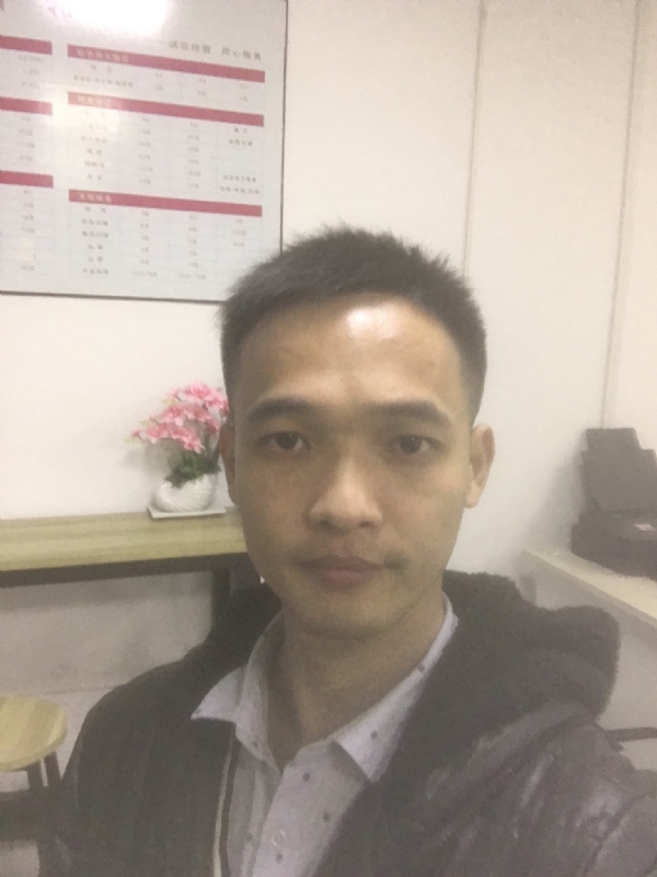 法律人小陈的第一张照片--屏南婚介网