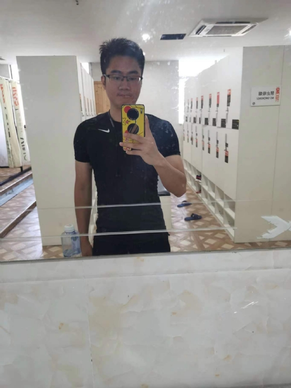 习惯发呆的第一张照片--屏南婚介网