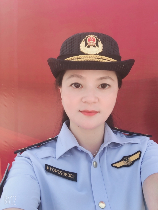 明明的第一张照片--屏南婚介网