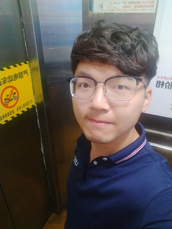 H先生的第二张照片--屏南婚介网