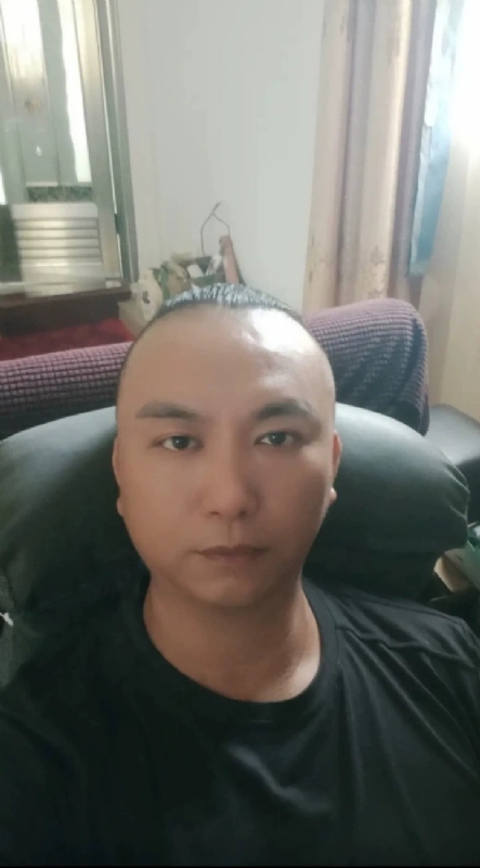 施逸森的第一张照片--屏南婚介网