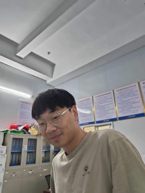 牛子弟的第一张照片--屏南婚介网