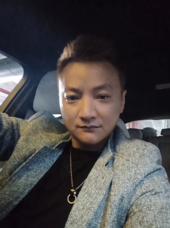 夜、有雨敲窗的第三张照片--屏南婚介网