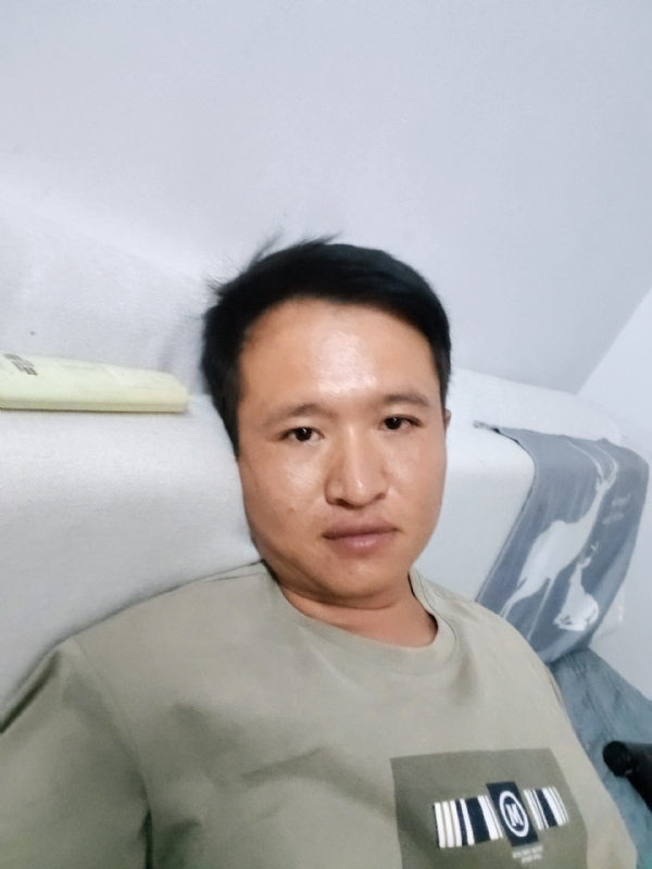陌生人的第三张照片--屏南婚介网