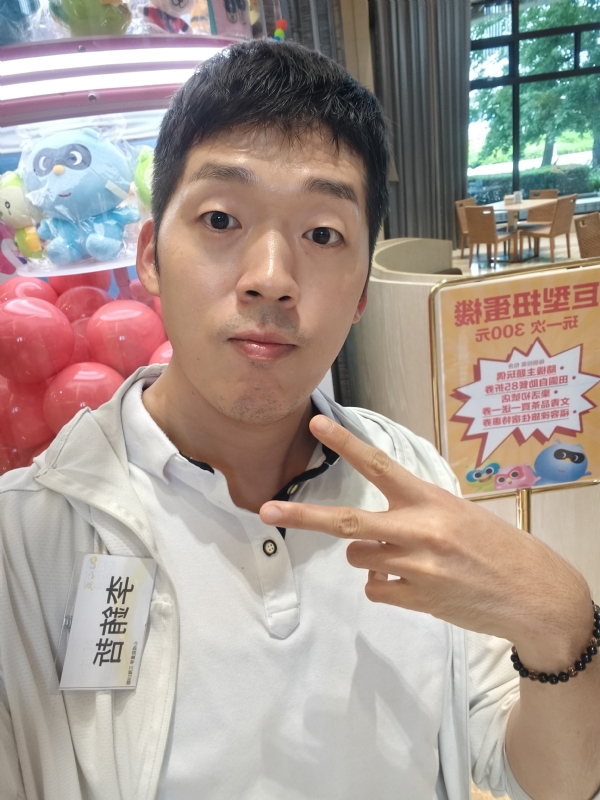 銪哲的第一张照片--屏南婚介网
